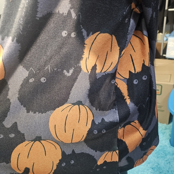 Halloween Cat and Pumpkin Cardigan - Picture 4 of 4